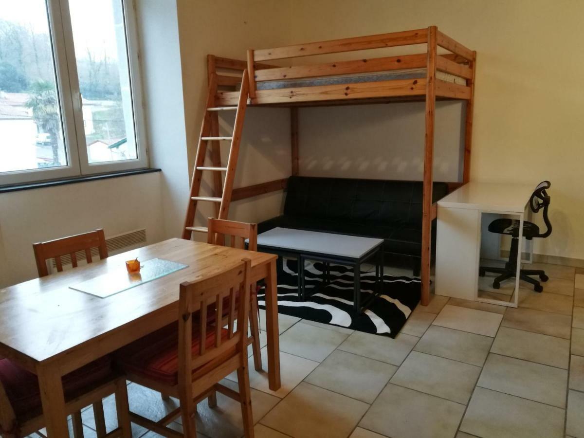 Apartment Proche Et Montagne *